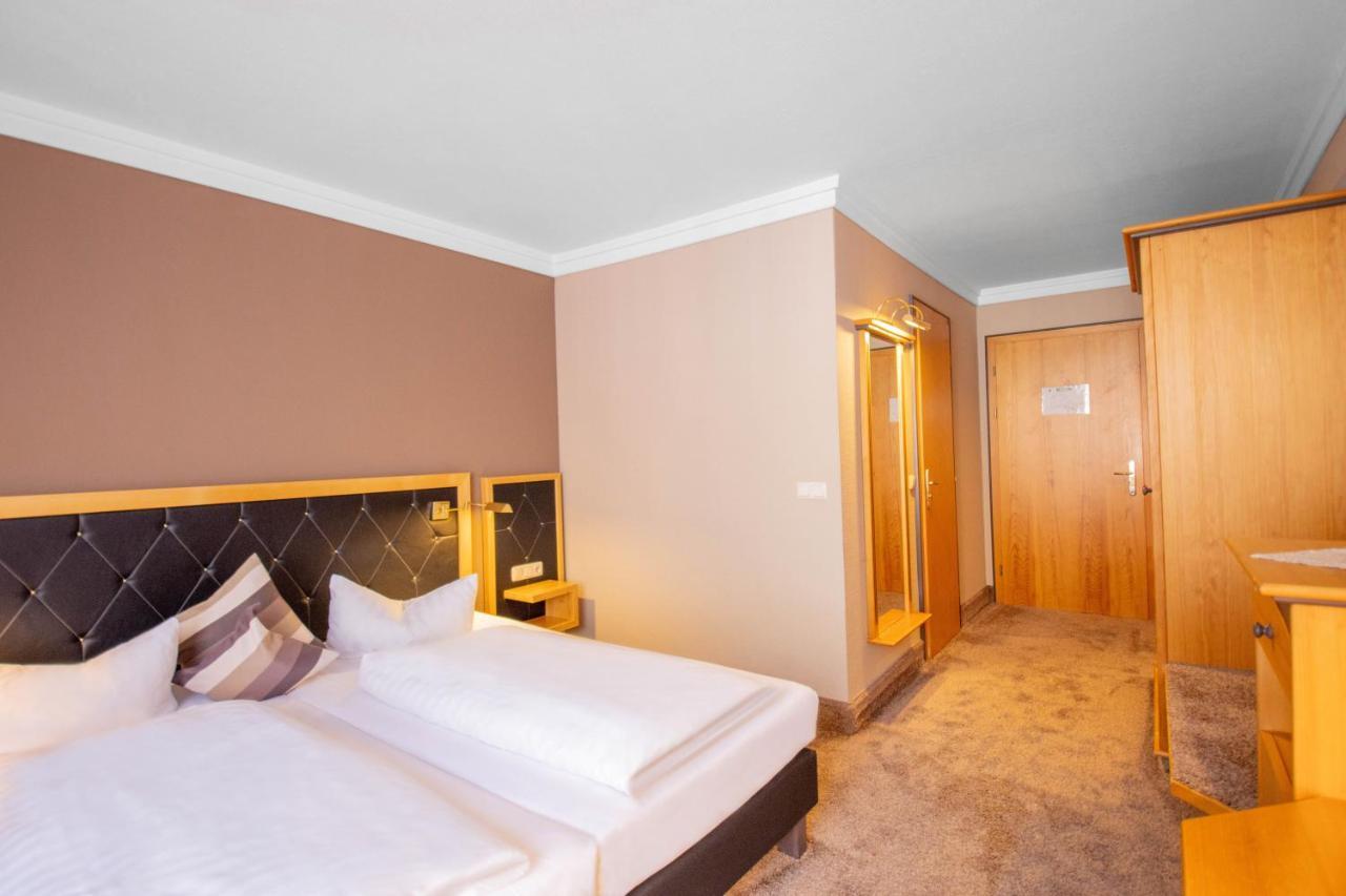 Hotel Tanne 일메나우 외부 사진