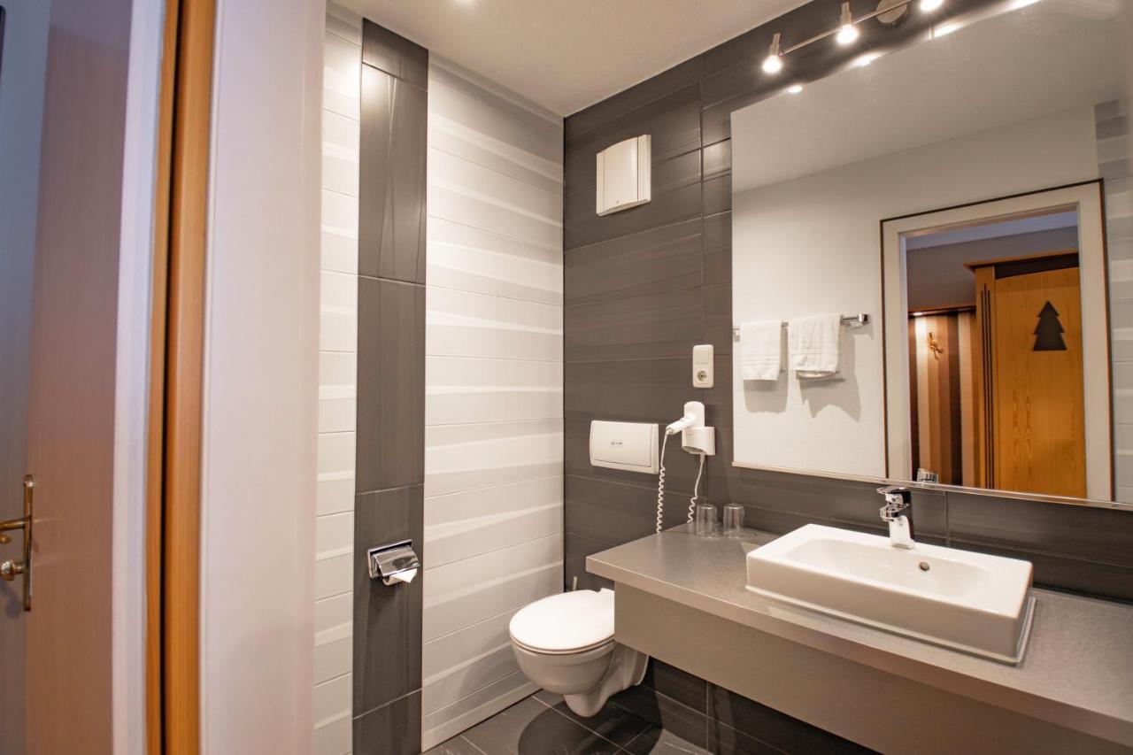 Hotel Tanne 일메나우 외부 사진