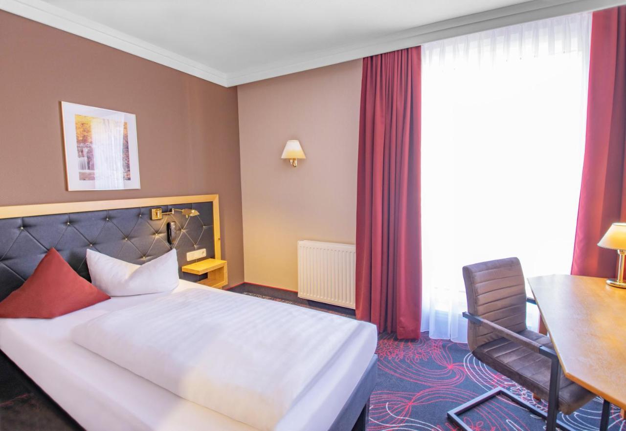Hotel Tanne 일메나우 외부 사진