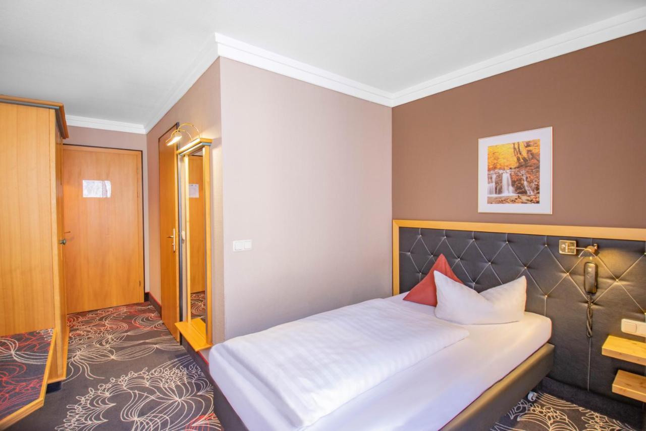 Hotel Tanne 일메나우 외부 사진