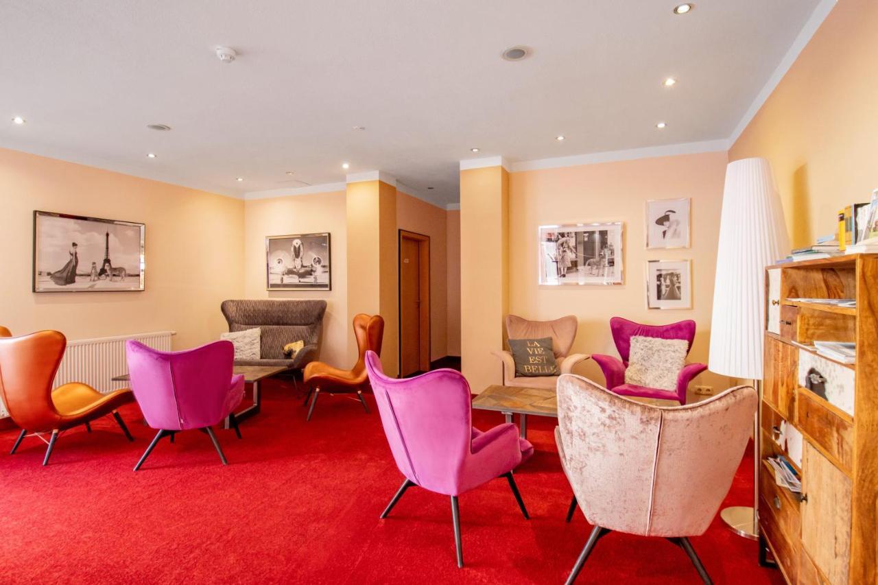 Hotel Tanne 일메나우 외부 사진