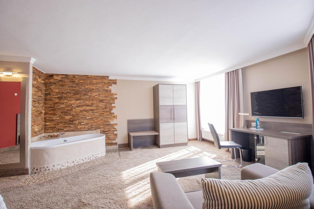 Hotel Tanne 일메나우 외부 사진